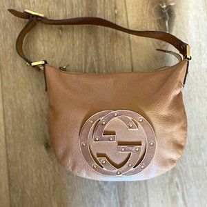 CAMEL GUCCI INTERLOCKING SHOULDER BAG